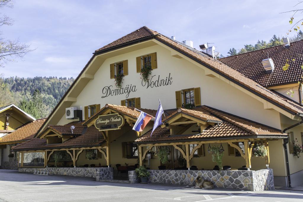 Domacija Vodnik & Apartments Cerklje na Gorenjskem Exterior photo